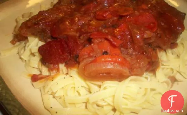 Bistecca svizzera di Karen (piano cottura, pentola di coccio o forno)