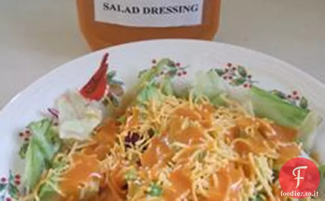 Cucina lavello condimento per l'insalata