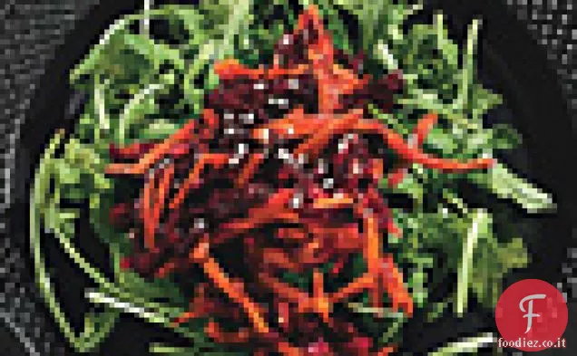 Insalata di barbabietole e carote con coriandolo e sale di sesamo