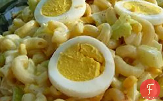 Insalata di uova di maccheroni