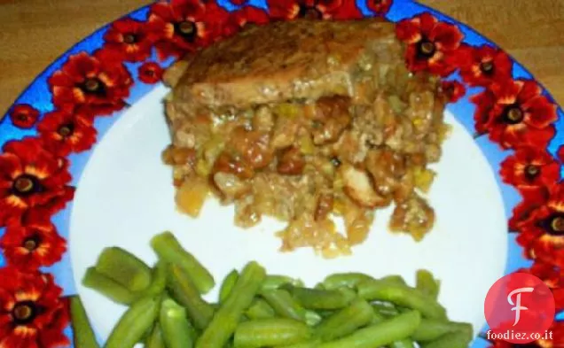 Braciole di maiale ripiene di salvia di mela