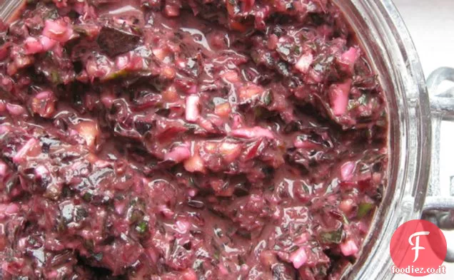 Pesto di foglie di barbabietola