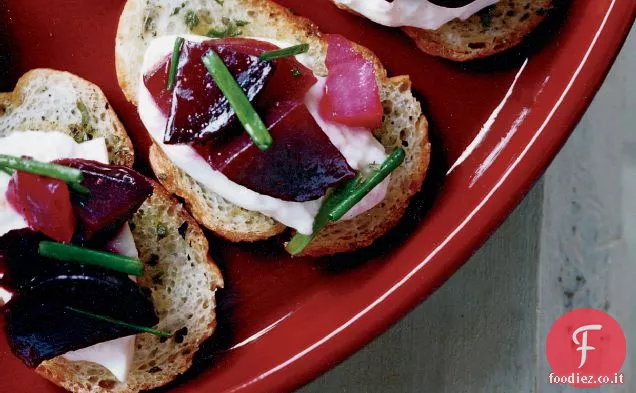 Crostini di barbabietola e Burrata