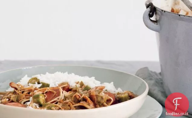 Gumbo di pollo e salsiccia