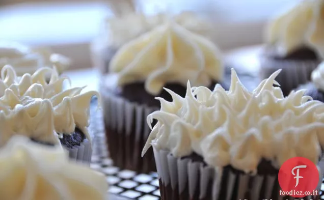 Cupcakes al cioccolato e barbabietola