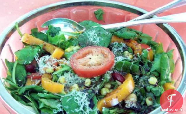 Insalata di fagioli mediterranei