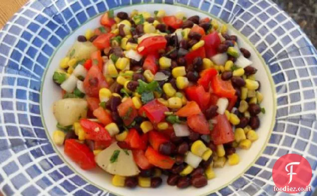 Insalata di fagioli neri e mais