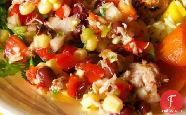 Granchio Mais e insalata di fagioli neri