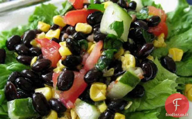 Insalata di fagioli neri