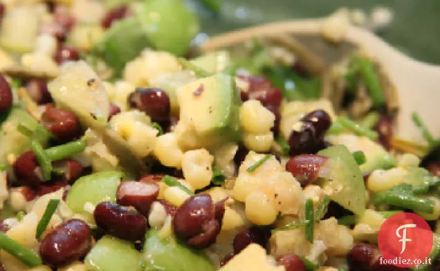 Insalata di mais e fagioli neri