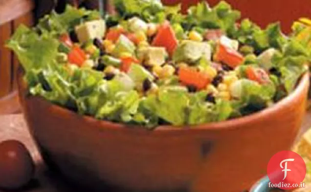 Insalata di avocado di fagioli neri