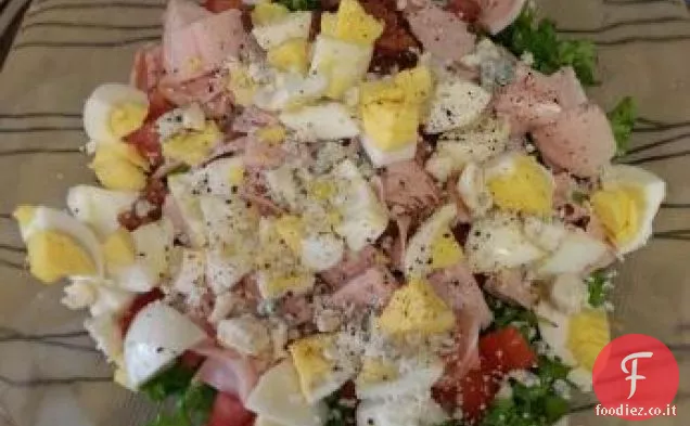 Insalata Cobb con salsa Derby marrone