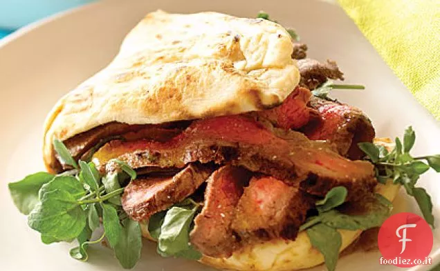 Pazzo mamma facile Bistecca e Garam Masala Naan-wiches