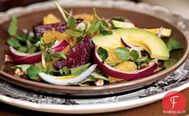 Insalata di barbabietole arrosto, avocado e crescione
