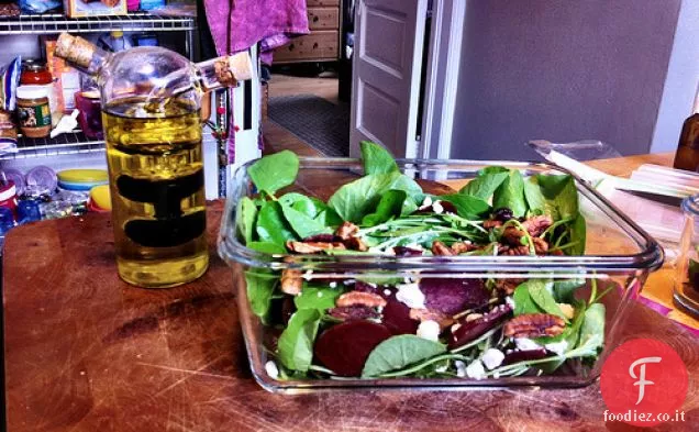 Insalata di barbabietole e crescione di montagna