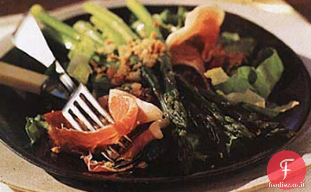Insalata di Asparagi e Prosciutto Serrano con Mandorle Tostate