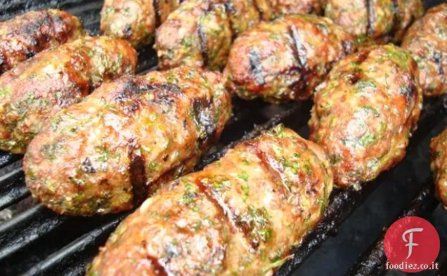 Kofte Kebab con salsa di menta cetriolo