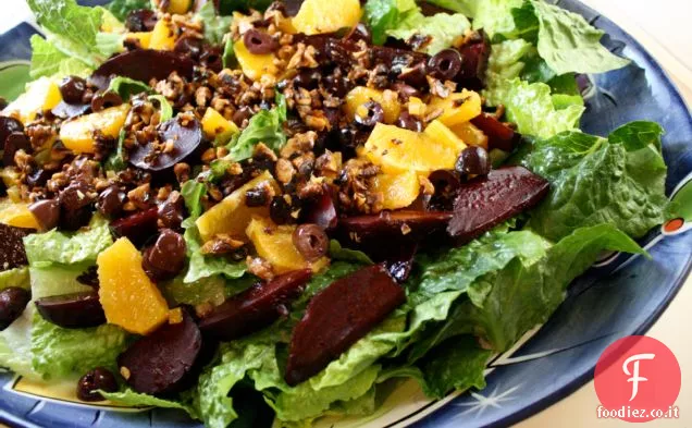 Insalata di barbabietole, arance, olive e noci