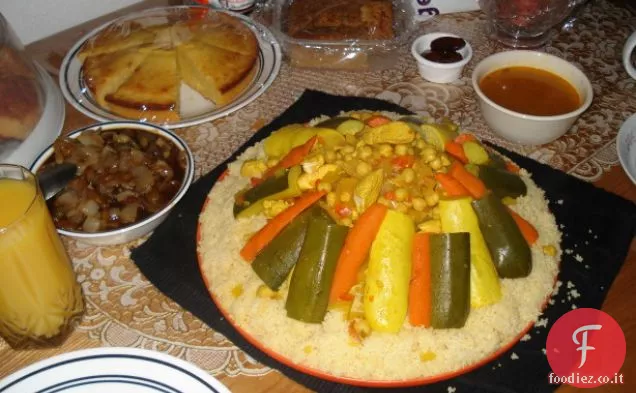 Couscous marocchino Ramadan con carne e verdure