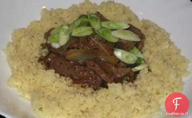 Casseruola di agnello mongolo con Couscous