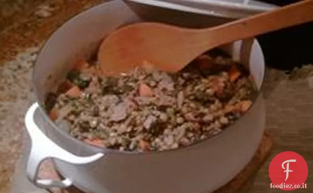 Stufato di agnello mediterraneo e lenticchie