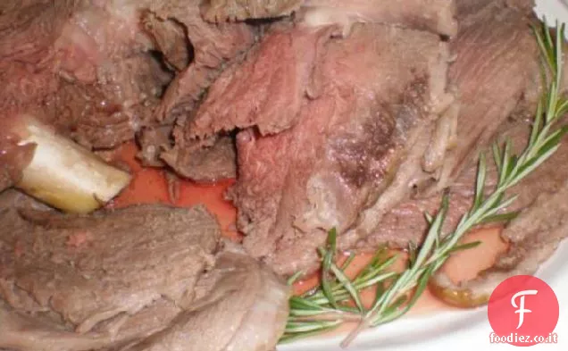 Cosciotto d'Agnello con Aglio e Rosmarino