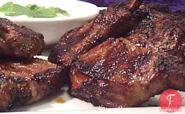 Spiedini di agnello con salsa allo yogurt