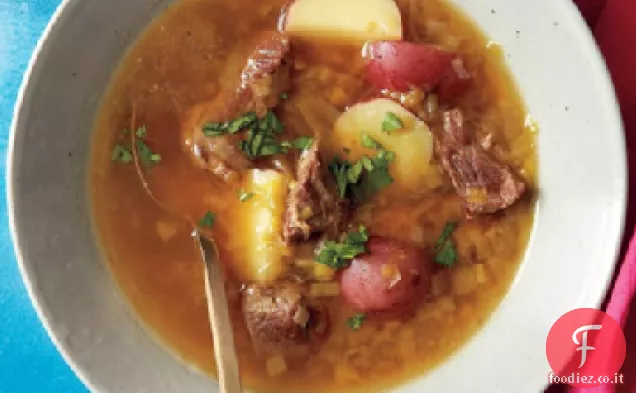 Stufato di agnello, patate e porri