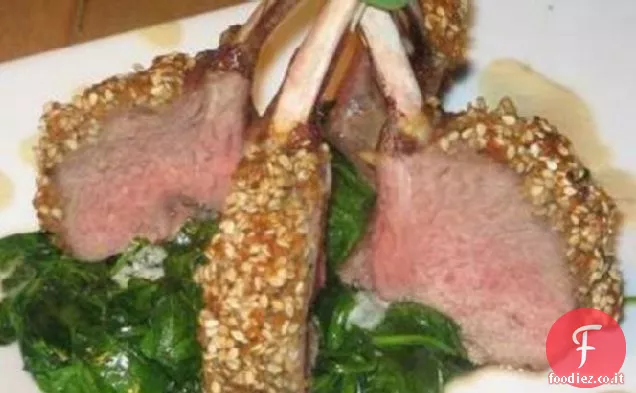 Cremagliere asiatiche di agnello con salsa di sesamo