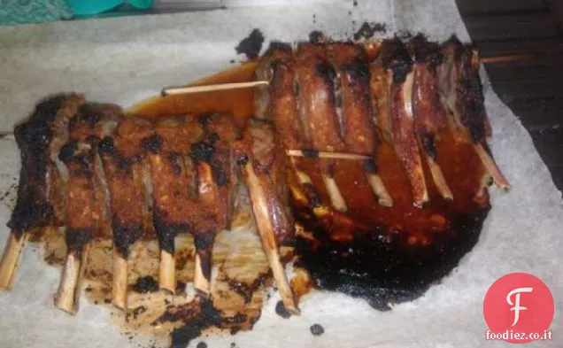 Cremagliera di agnello con salsa di coriandolo e menta