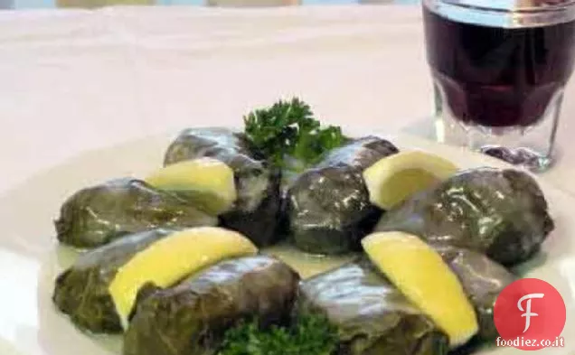Dolmades (Foglie di vite ripiene)