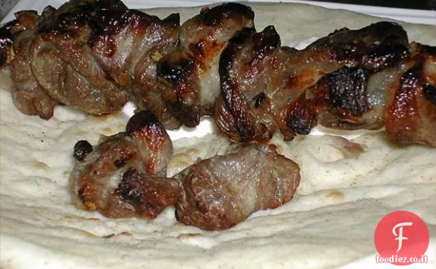 Barbecue Kiwi Agnello Kabobs