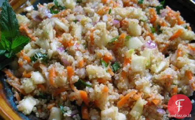Insalata di quinoa e mele