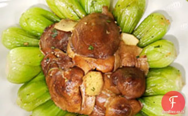 Lily bambino Bok Choy con salsa di immersione