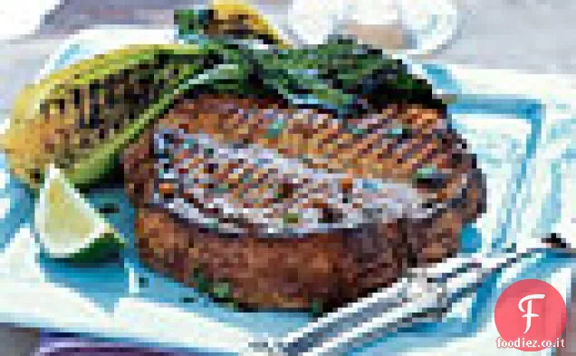 Braciole di maiale asiatiche alla griglia e Baby Bok Choy