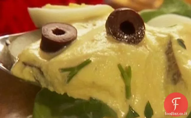 Patate peruviane con salsa di panna piccante (Papas a la Huancaina)