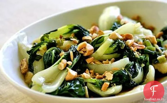 Baby Bok Choy con anacardi