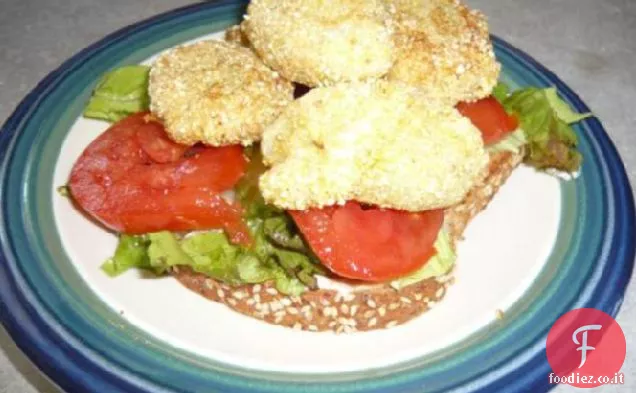 Amy's Pan-Fried Oyster Po'boys con mayo creolo