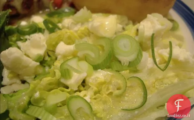 Polpette di maiale vietnamita con salsa di immersione calda e acida