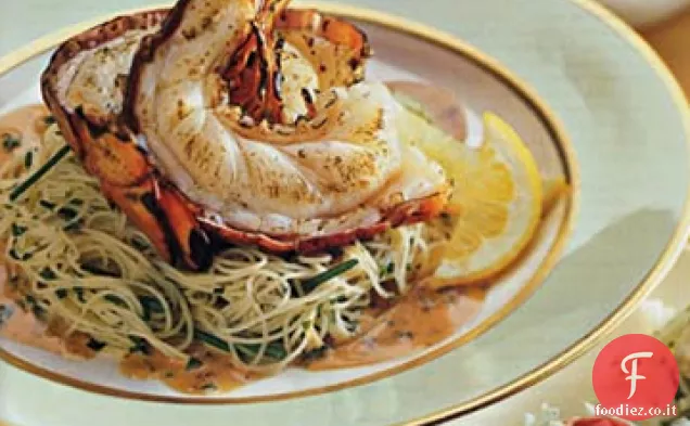 Aragosta alla griglia con vinaigrette cremosa al peperoncino