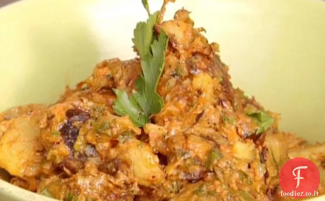 Insalata di patate Yukon Gold alla griglia con maionese alla paprika affumicata al pepe rosso