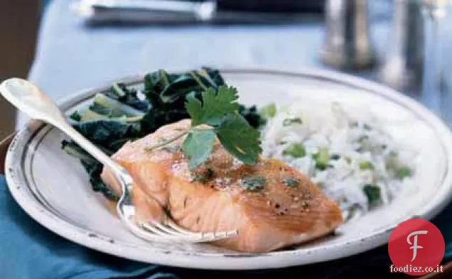 Salmone arrosto lento con Bok Choy e riso al cocco
