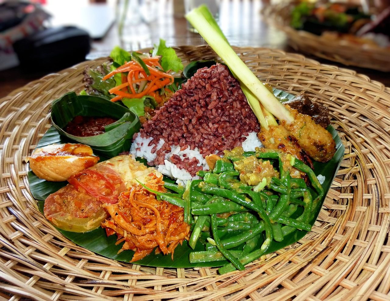 Cucina indonesiana: un viaggio culinario attraverso spezie, cultura e  tradizione