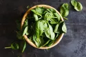 Diventare verdi Cibi verdi deliziosi e nutrienti per una vita più sana